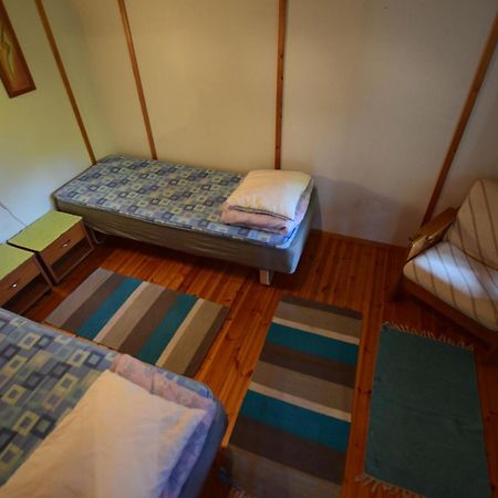 Pyhtaeaen Vuokramoekit Villa Tuuski Bagian luar foto