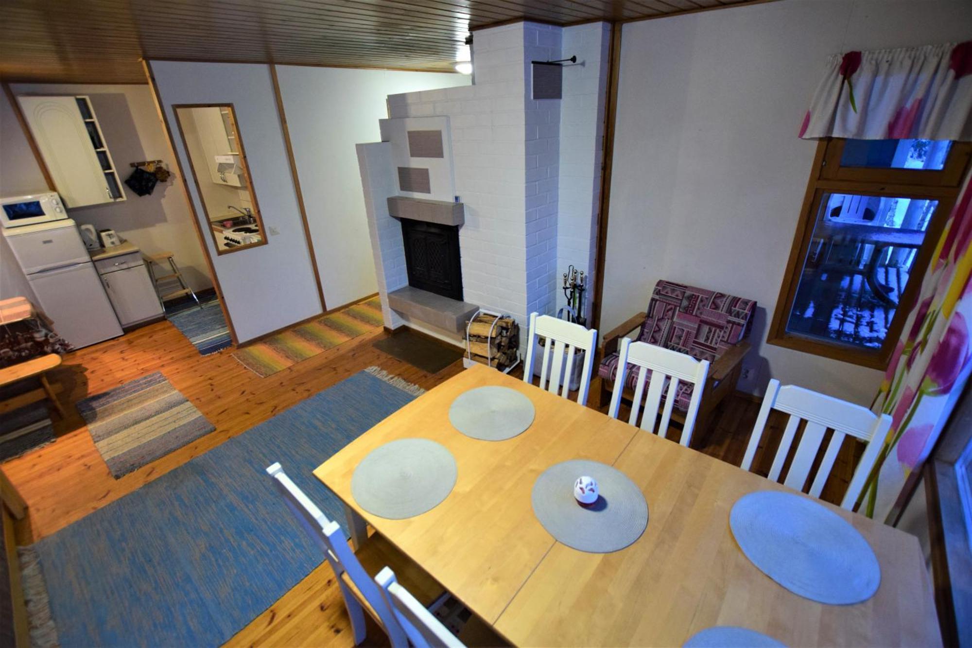 Pyhtaeaen Vuokramoekit Villa Tuuski Bagian luar foto